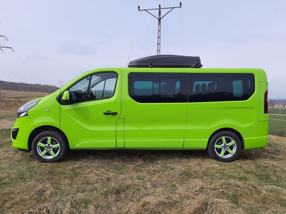 Wynajem Bus 9 osób Extra Long