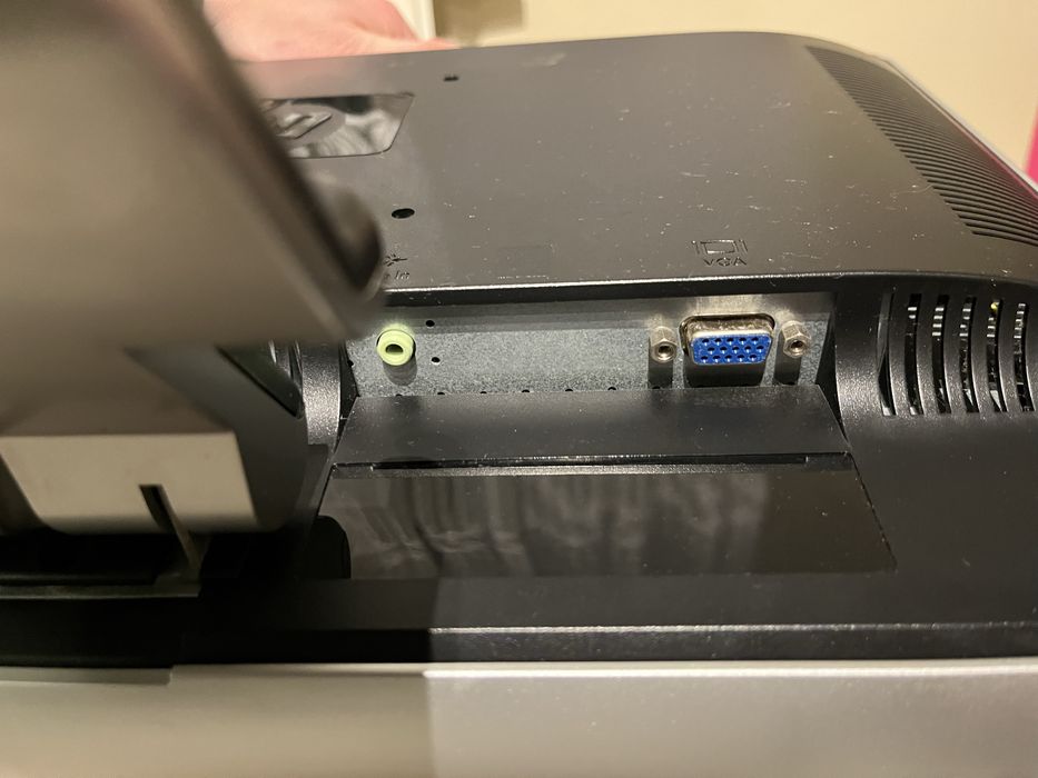 Monitor HP LCD 19 cali