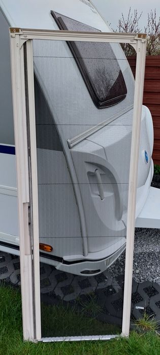 Markiza drzwi knaus sport 500 kd