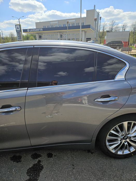 Infiniti q50 3.0  2021 awd