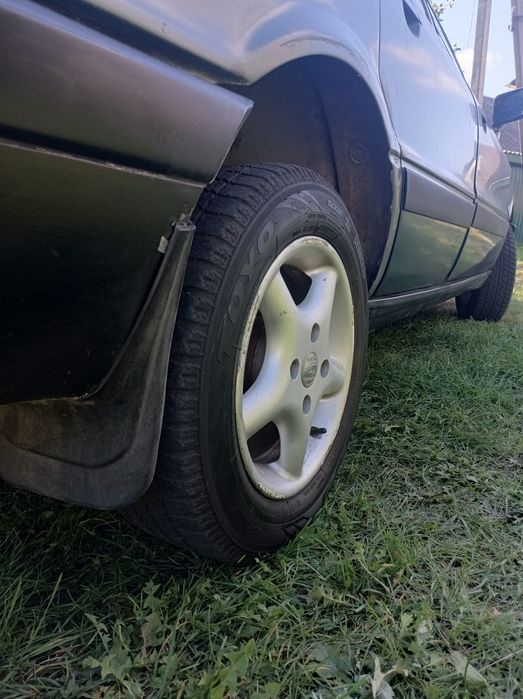 Терміново продам  Audi 80 b3 1.8
