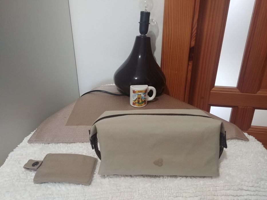 Лот лампа килим косметичка ніж для піци чашкитарілочки рушничоксерветк