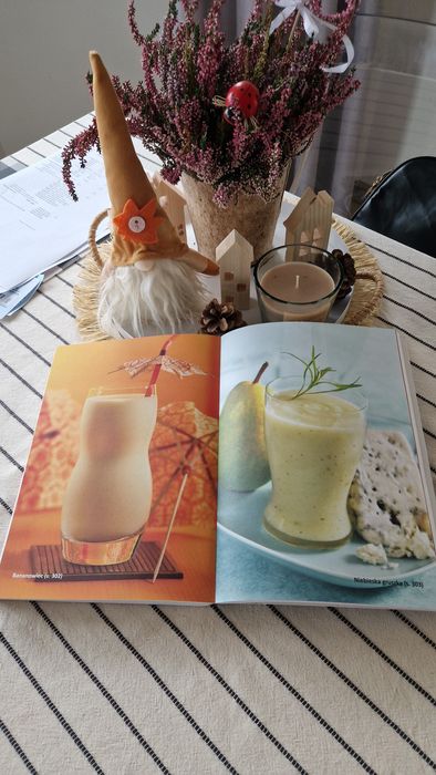 Książka,  przepisy, smoothies, zdrowe jedzenie