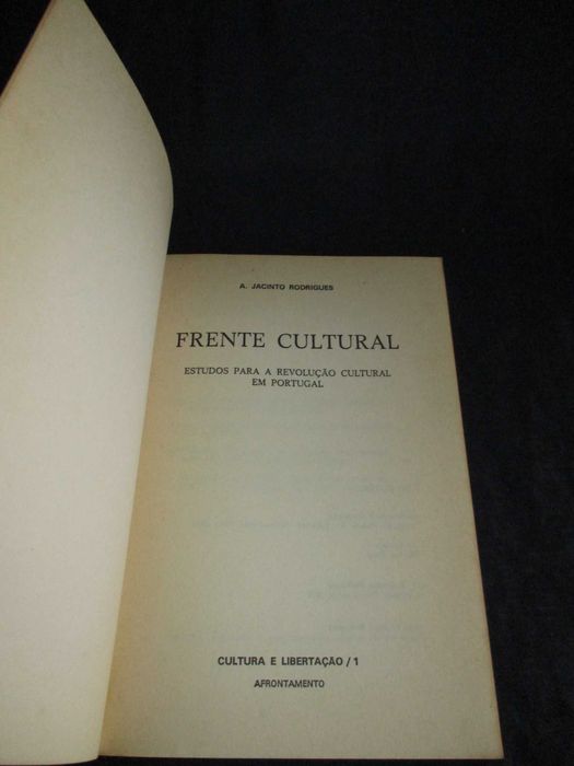 Livro Frente Cultural Estudos para a revolução cultural em Portugal