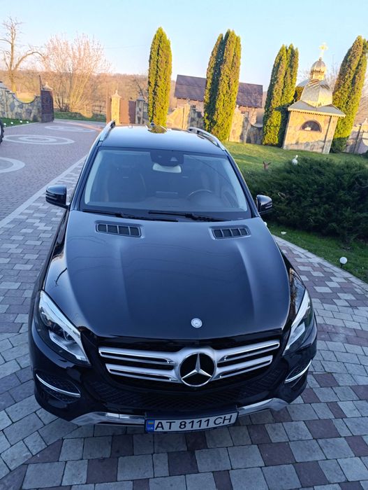 У продажу Мерседес GLE250