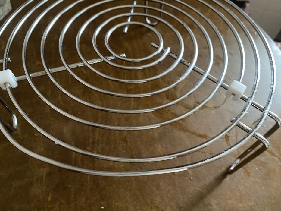 Решетка гриль для микроволновки, диаметр 24 см