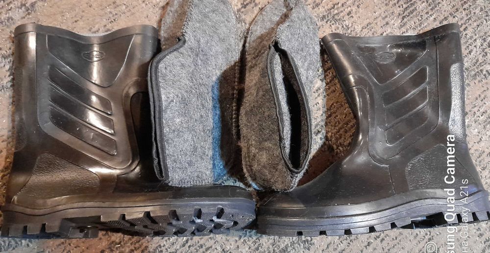 Сапоги резиновые 45р