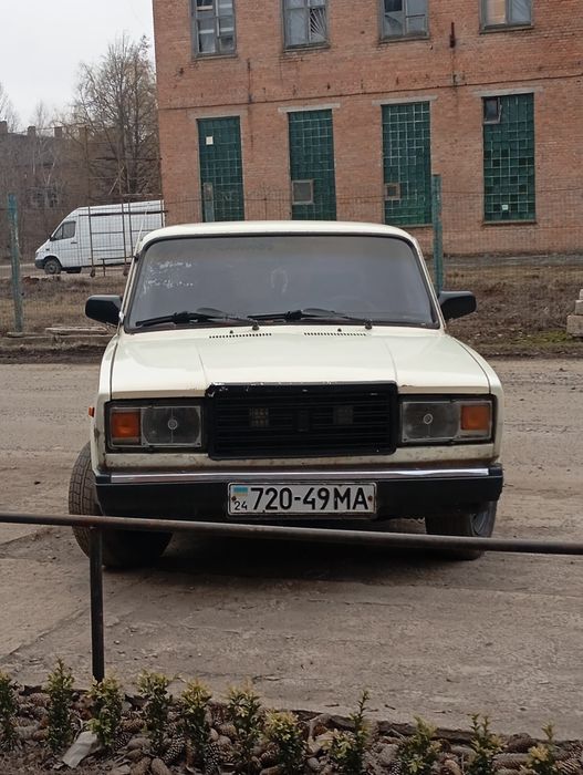 Продам авто ваз 2107
