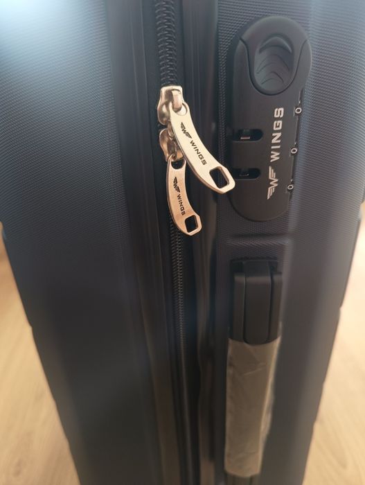 Komplet 3 walizek firmy WINGS niebieski NOWE odbiór osobisty lub wysył