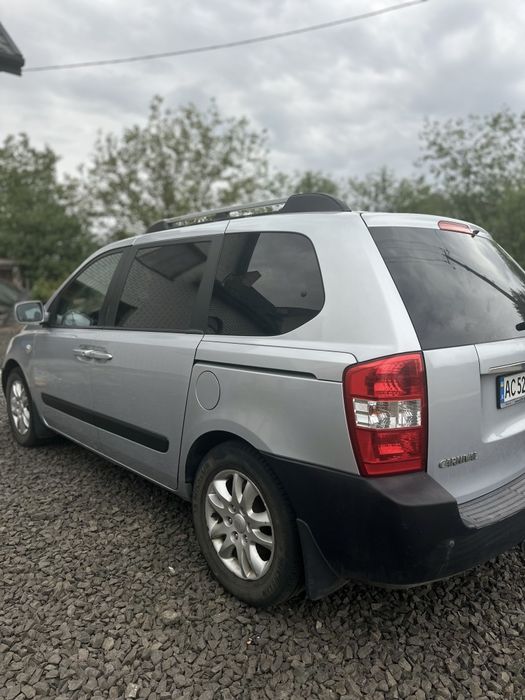 Kia carnival 2006p