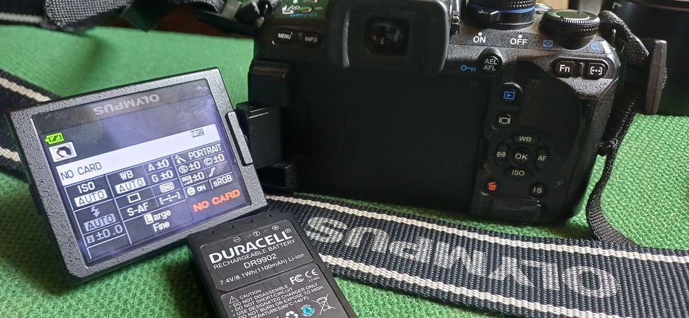 Kit Olympus digital E-620 sensor 4/3