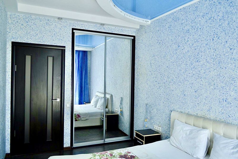 Посуточно, Просторная  квартира центр, Мост-Сити, паркоместо, Smart TV