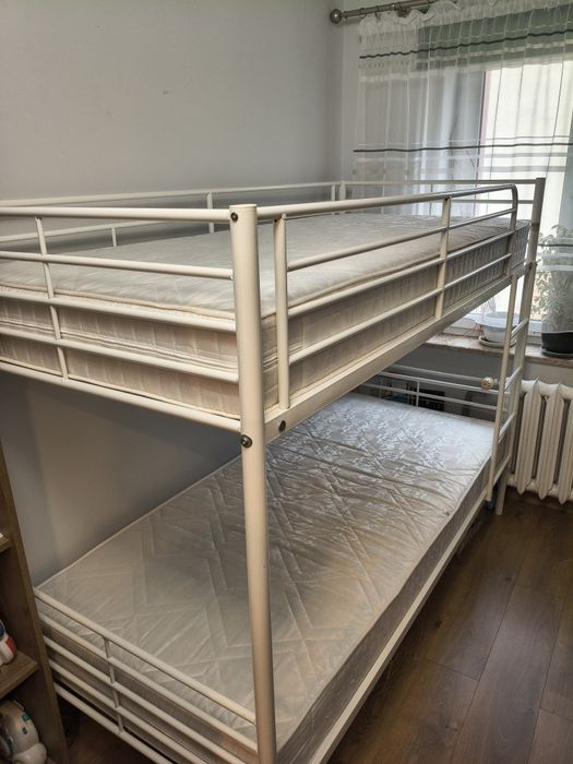 Łóżko piętrowe PLOVSTRUP plus materace