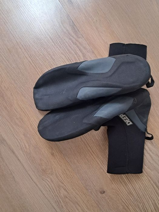 Botas  Deeply para surf
