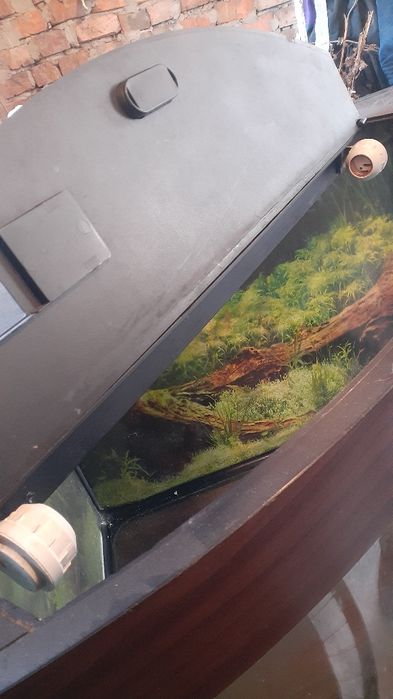 Аквариум 190л ,угловой.