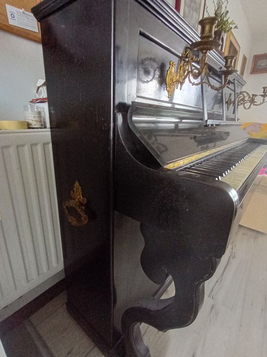 Pianino Francuskie