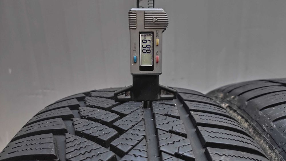 шини 225/50R17. Continental TS 850P. 95%. 20-22р. зима