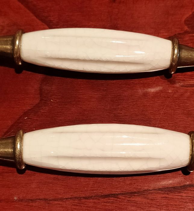 Puxadores em Porcelana Crakle