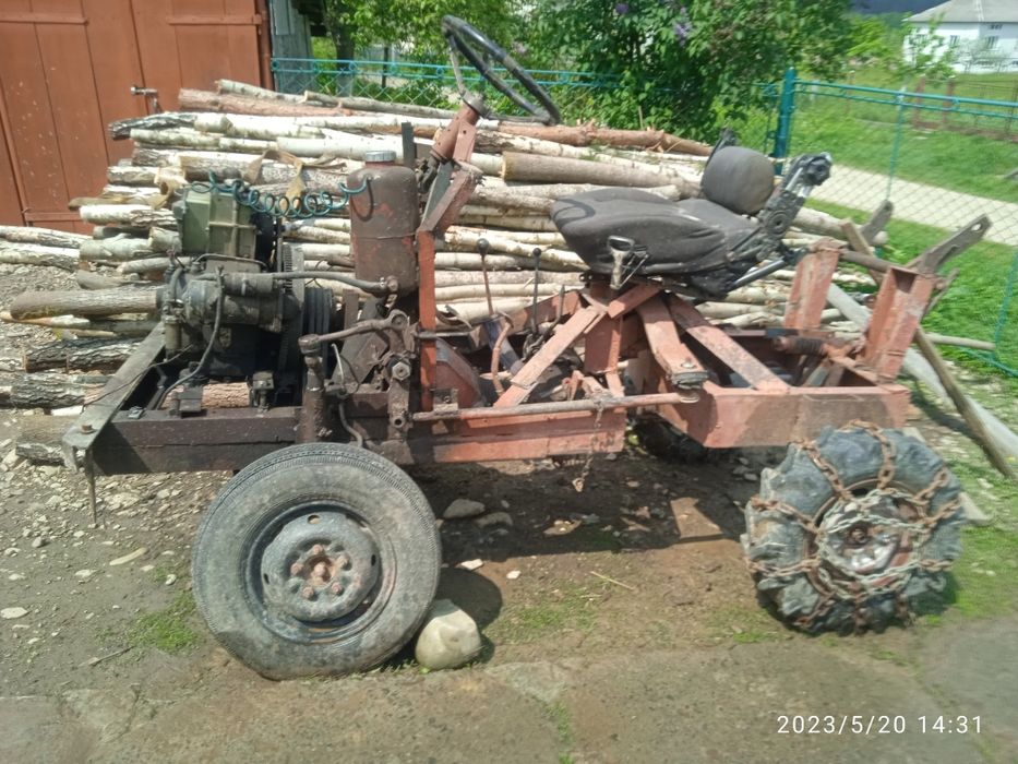 Продається трактор