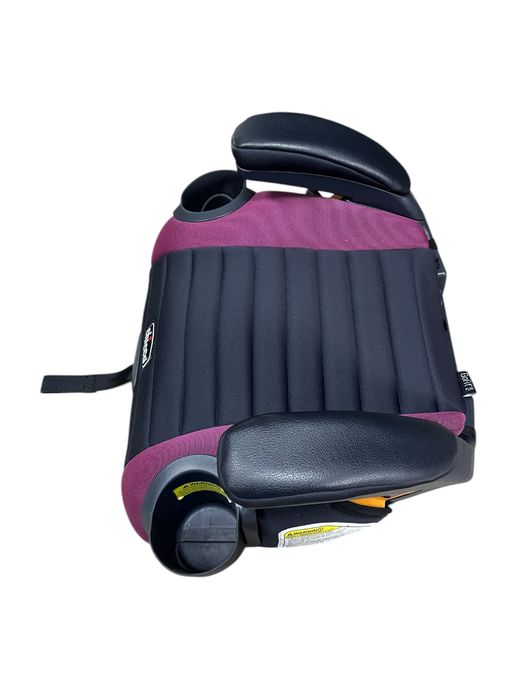 Автокресло бустер Chicco GoFit (Grape)