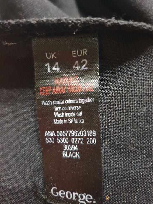 Нові штани бріджі H&M (EUR M) для вагітних