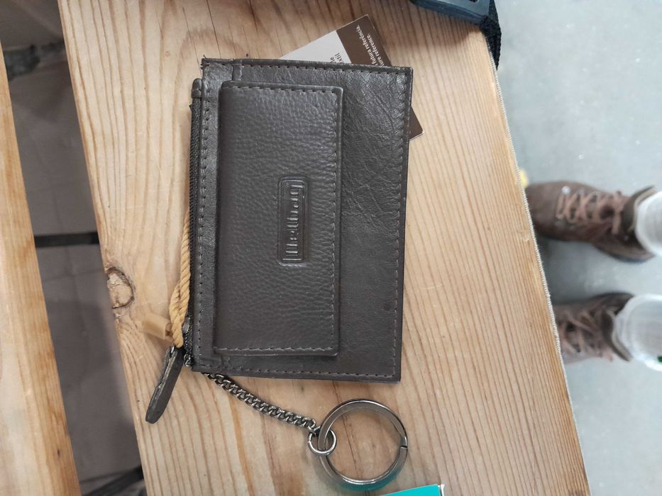 Carteira porta moedas porta chaves em pele