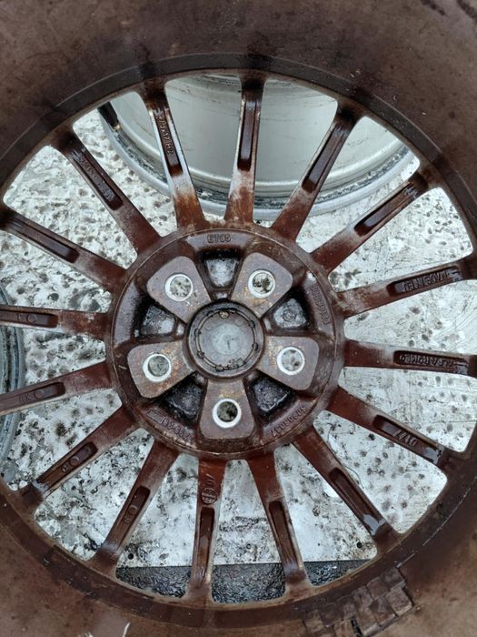 Felgi aluminiowe 5x98 ET35 Alfa Romeo GT R17 rozmiar 17 Felga