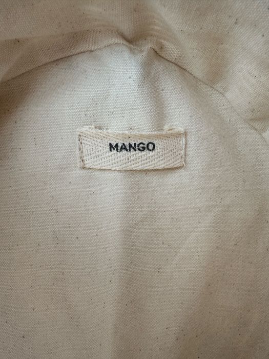Нова. Продам сумочку Манго.