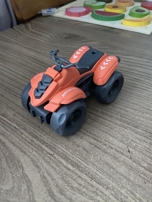 Еко іграшки, які рухаються