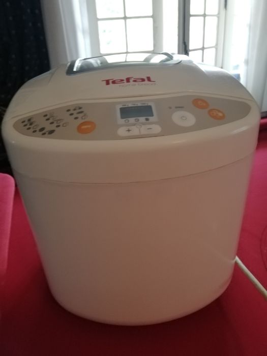Máquina de fazer pão como nova Tefal