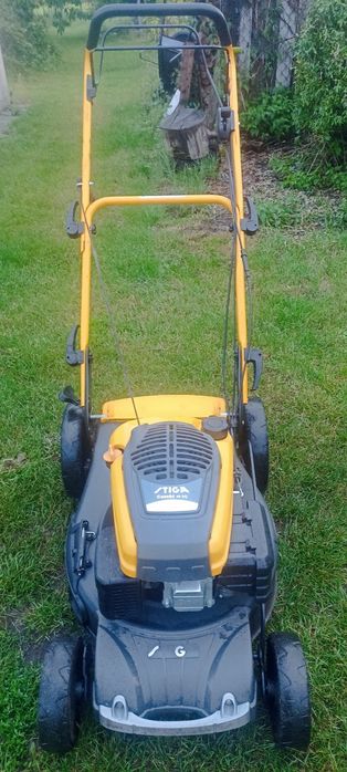 Kosiarka spalinowa Suzuki