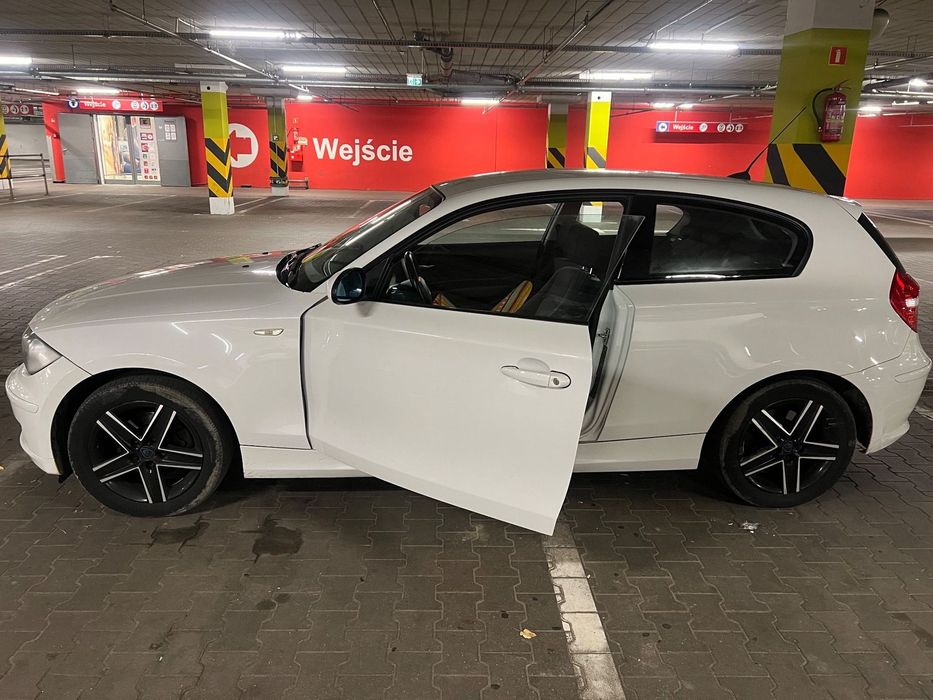 BMW Seria 1 BMW 116i e87