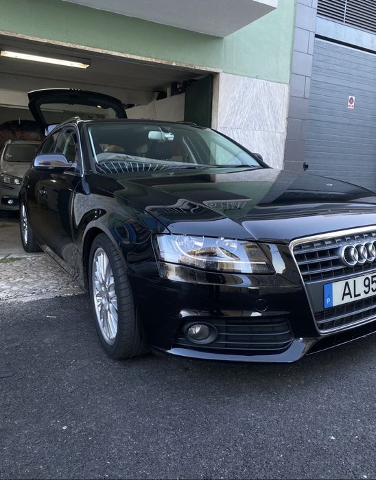 Audi A4 B8 2010 Volante à direita