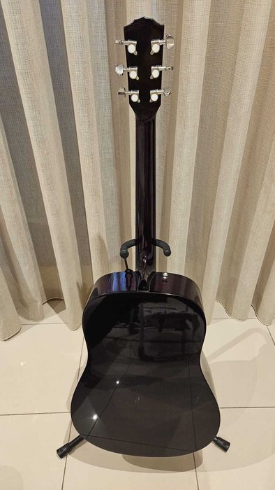 Fender FA-115: Guitarra Acústica / Acoustic Guitar