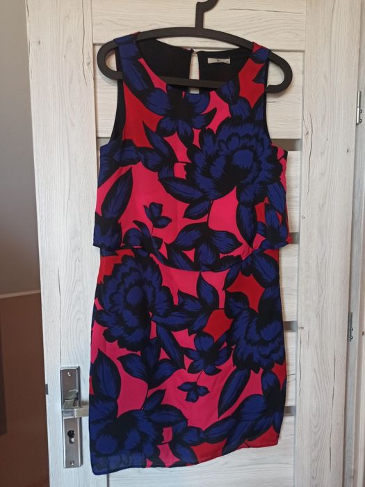 Sukienka TU rzm M  fuksja granat