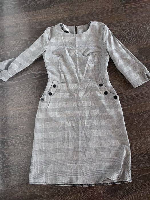 Сукня, плаття жіноче