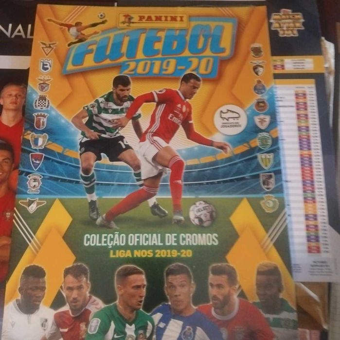 Varias cadernetas vazias ligas portuguesa