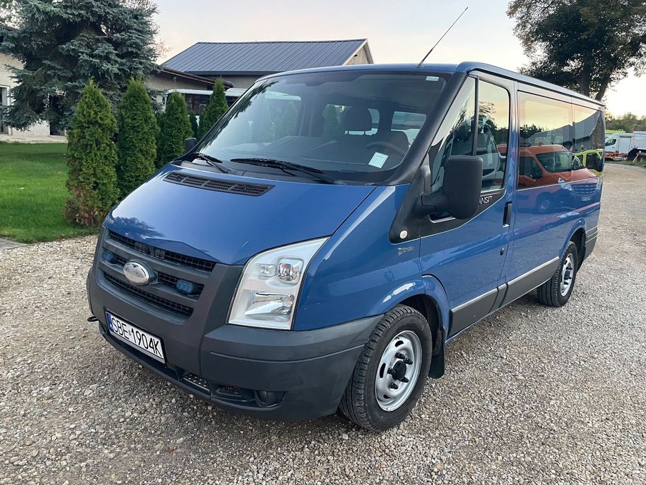 Ford Transit Long 9 osobowy fotele obrotowe stolik MEGA STAN !!! 150 tys km !!!