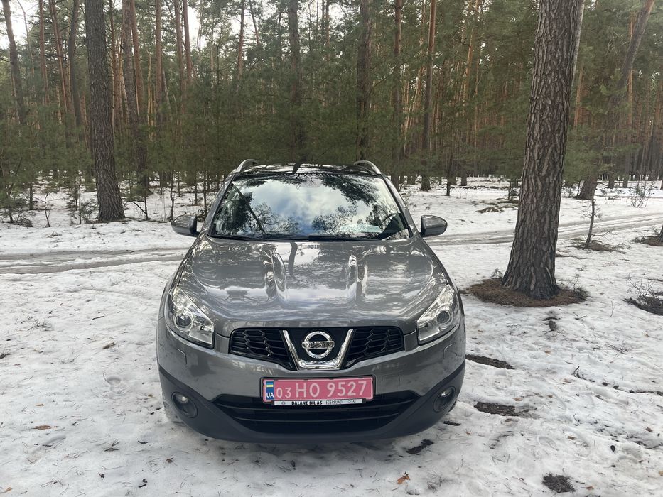 NISSAN Qashqai 2012