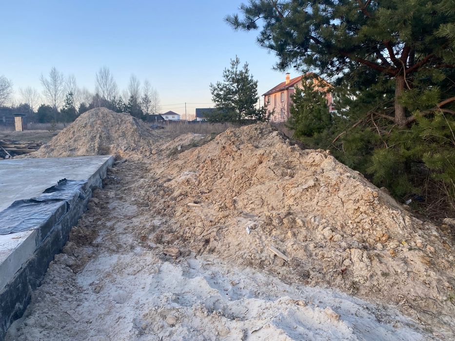 Віддам суглинок на підсипку