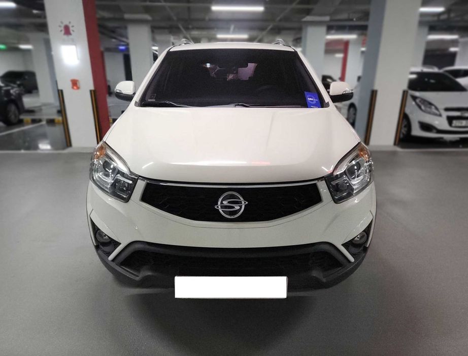 2015 SsangYong Korando 2.2 Дизель 2WD Luxury