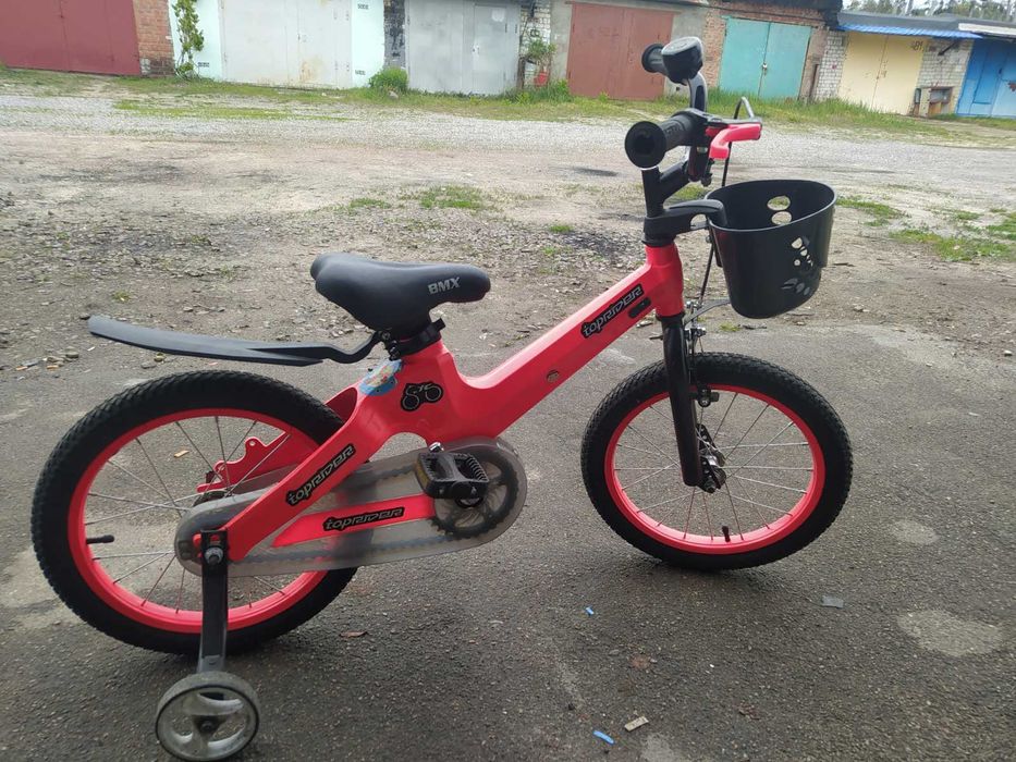 Дитячий велосипед для дівчинки