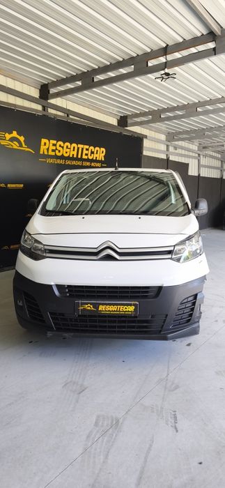 Citroen Jumpy salvado