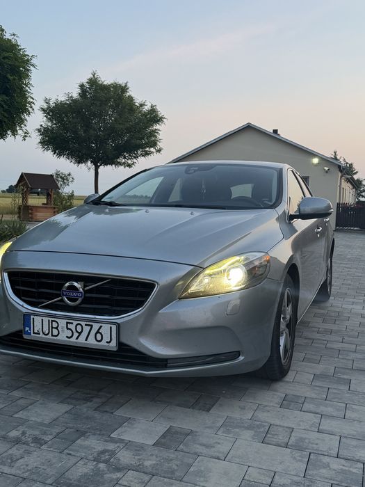 Sprzedam Volvo v40