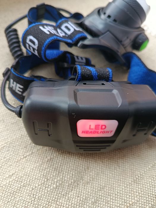 Якісніий ліхтаріик .