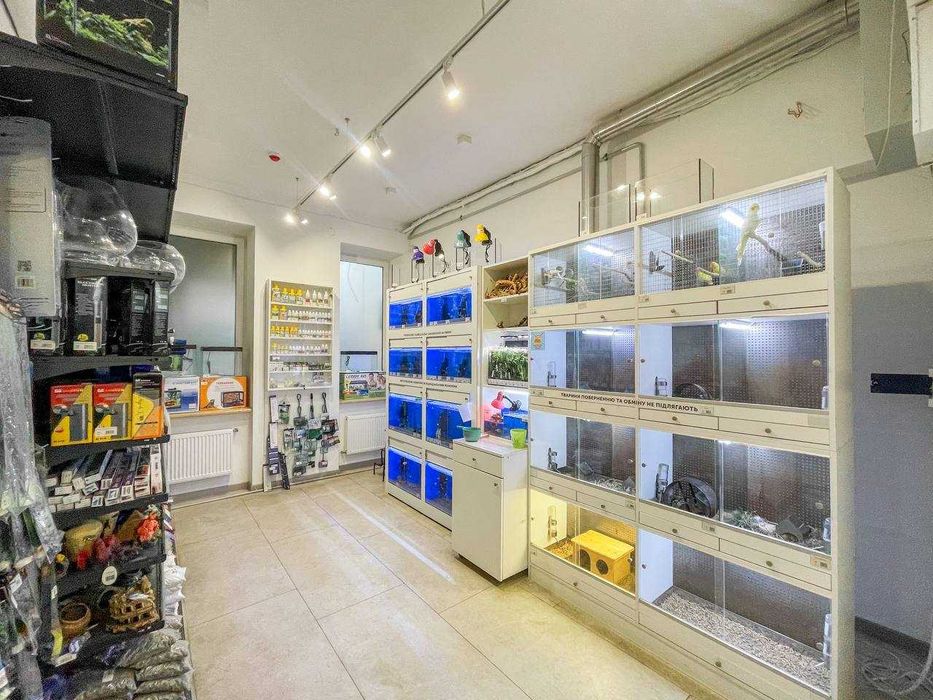 Оренда магазину поруч з Привокзальним ринком, на вул. Горської, 3