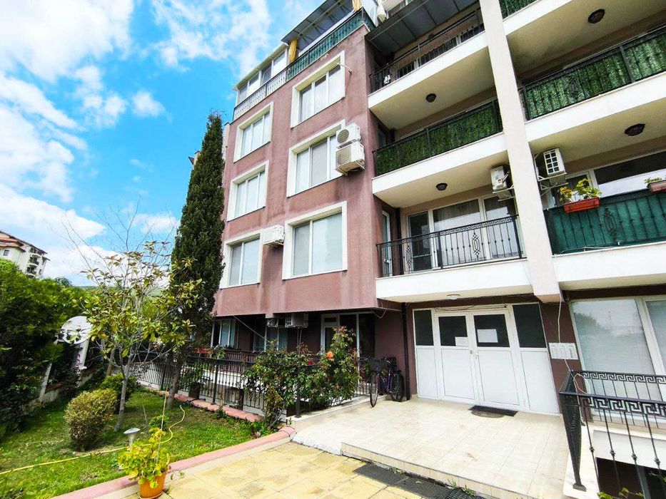 Продається 3-кімнатний апартамент, Святий Влас, Болгаія