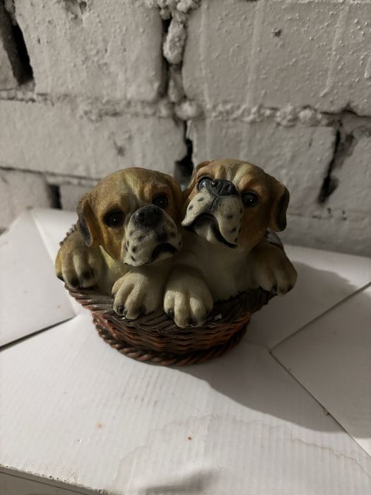 Figurki psów piesków porcelana i nie tylko