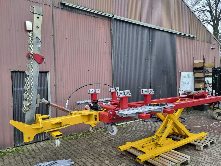 UNICAR TRZY docery  rama plyta blacharska podnosnik nozycowy stan bdb