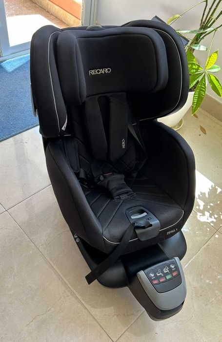 Cadeira Auto de bebé Recaro Zero. 1